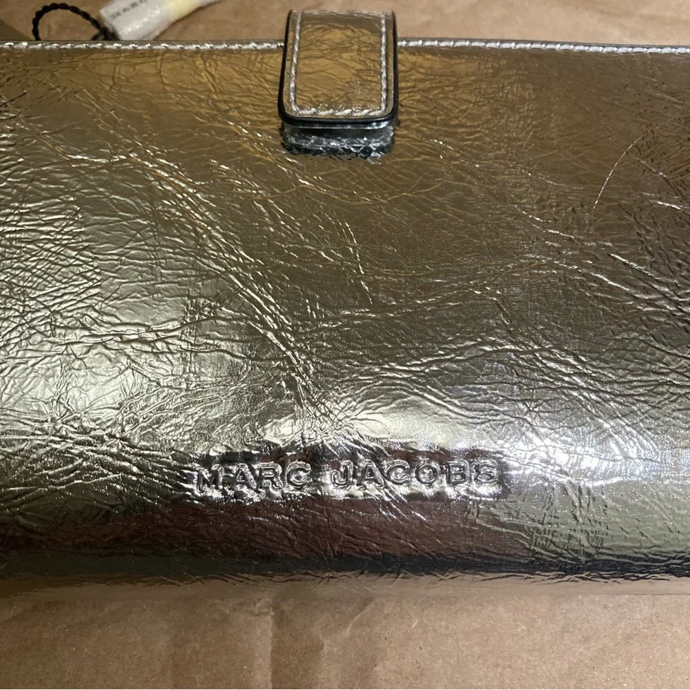 Marc Jacobs new tag